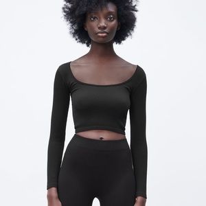 Zara Black Long Sleeve Crop Top